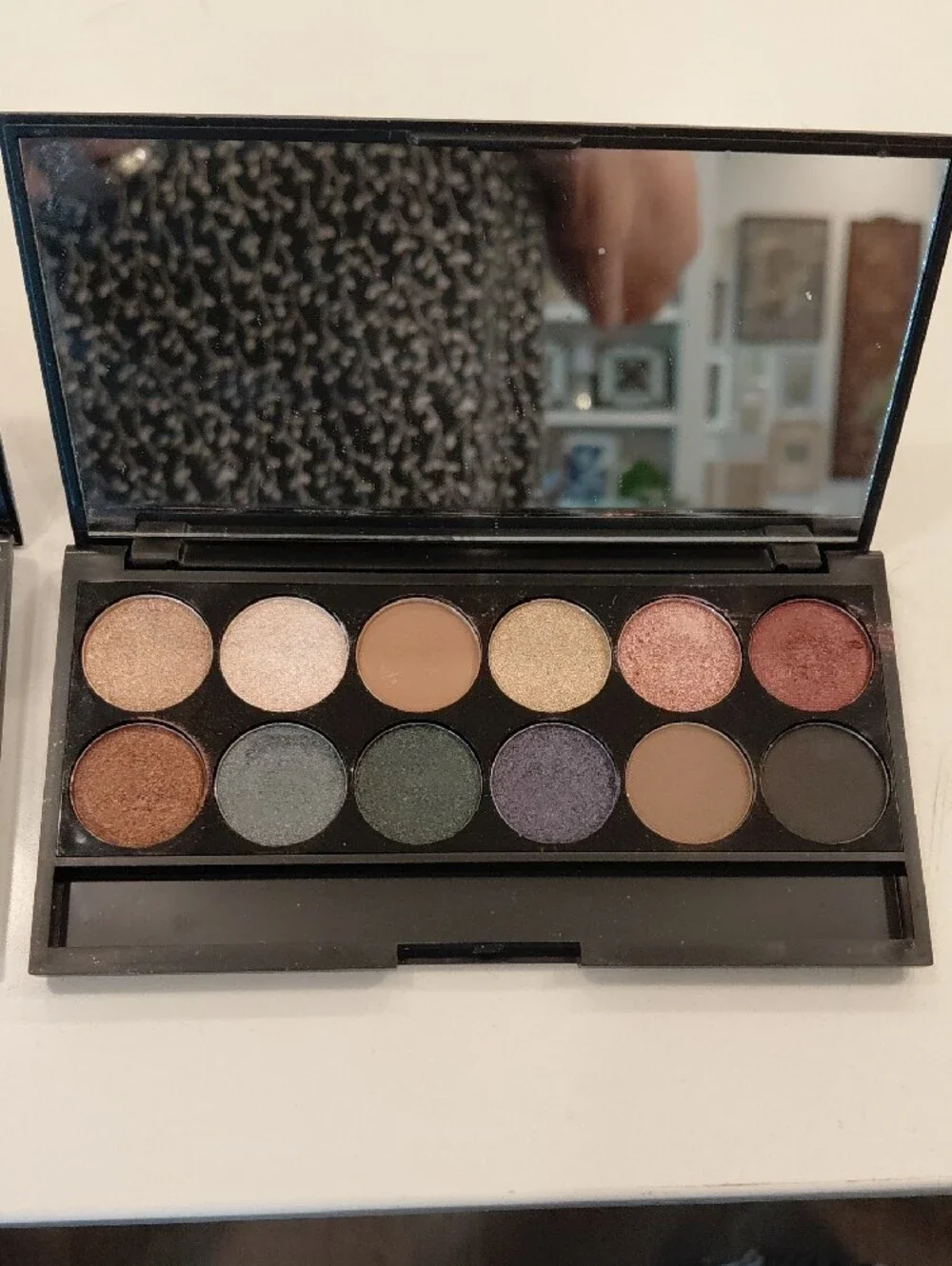 Sleek Makeup sleek makeup